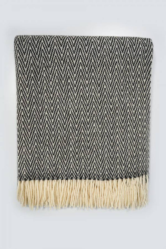 CHICoracão Wool Blanket | "Thorn" Black