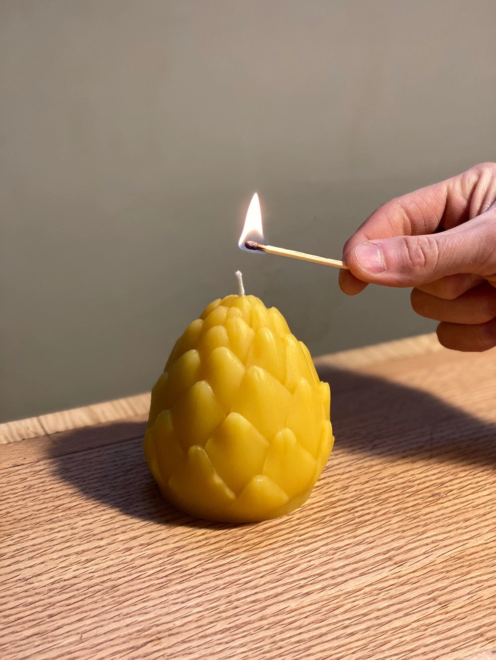 Artifaqt // Artichoke Beeswax Candle
