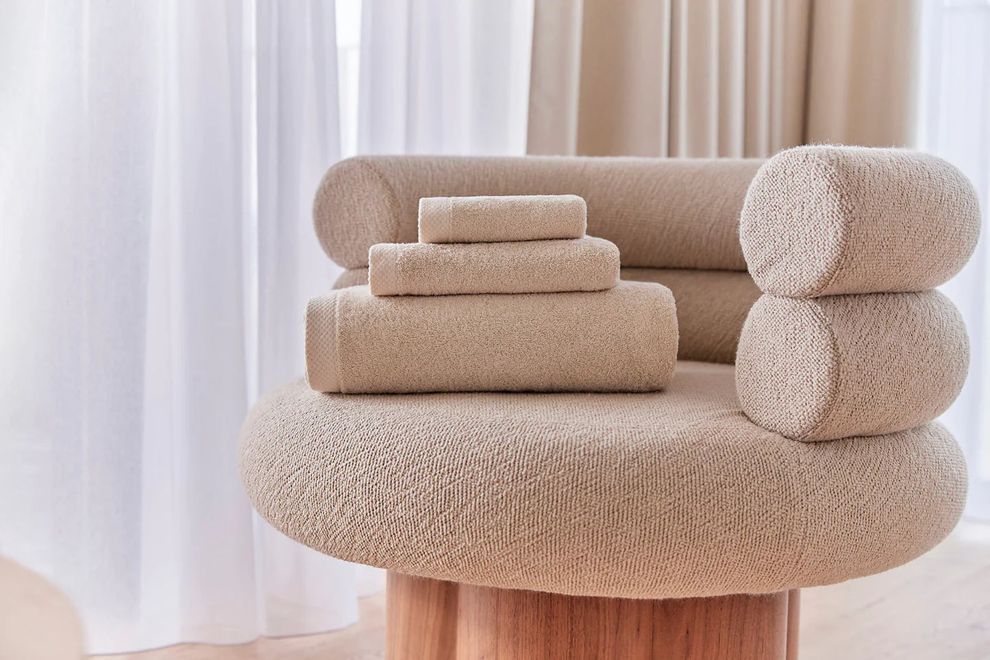 Torres Novas Bath Sheet "X from Scratch" (Natural)