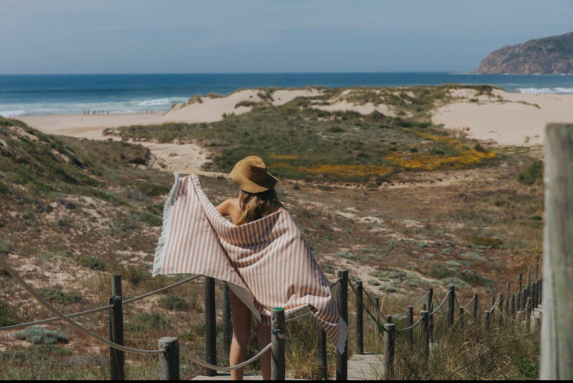 Torres Novas Barra Beach Towel // Terracotta