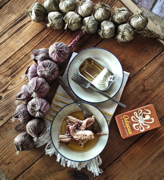 Ati Manel Octopus in Garlic Sauce