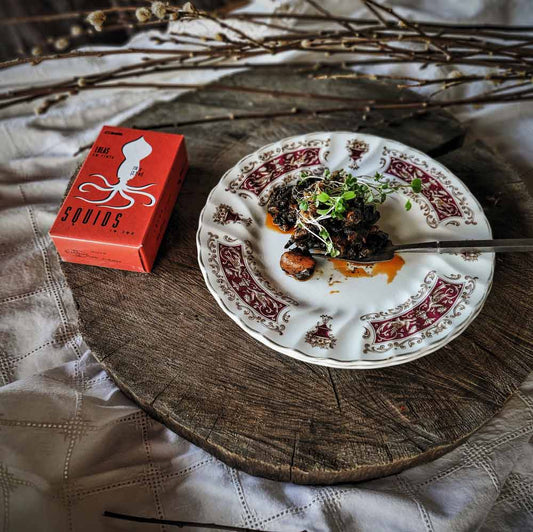 Ati Manel Squids in Ink