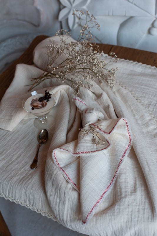 BICLA // Set of 2 Natural Napkins With Red Branch