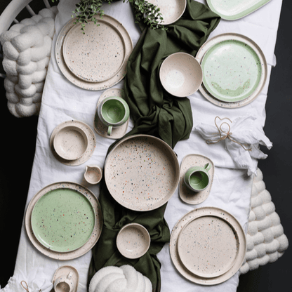 Egg Back Home // Party Collection Dinner Plates 11"
