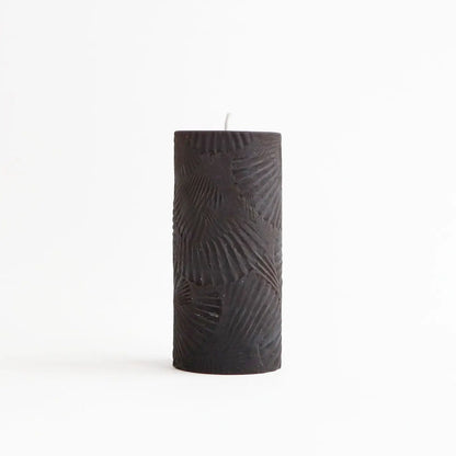 Artifaqt // Scallop Shell Pillar Beeswax Candle