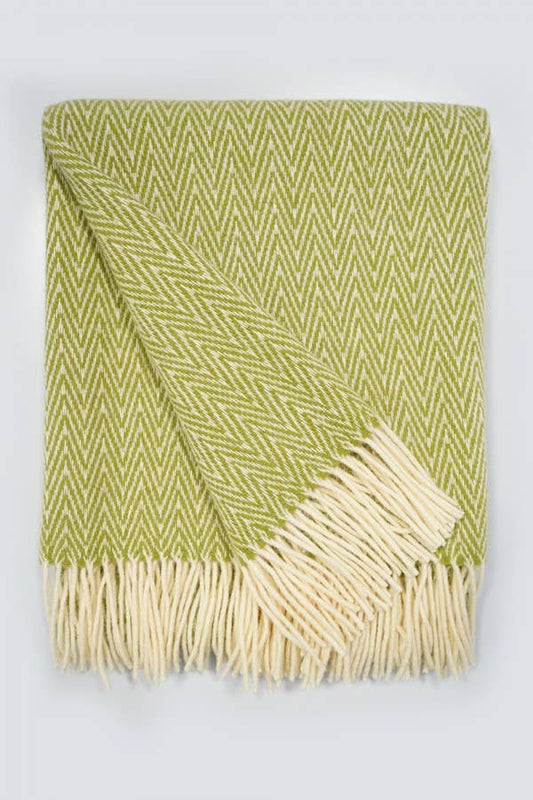 CHICoração Wool Blanket | "Thorn"  Pistachio Green