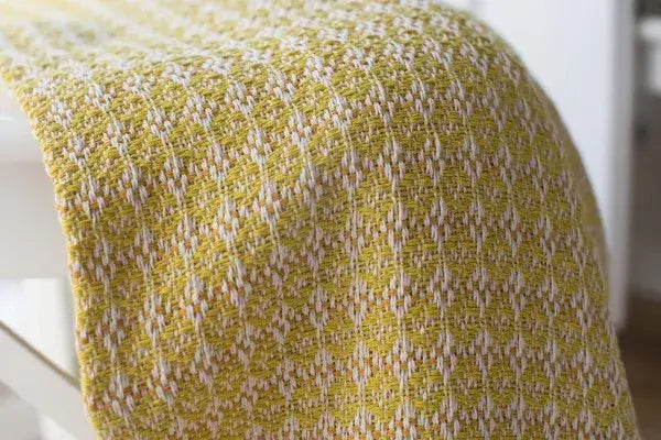 CHICoração Yellow/Mustard Cotton Throw