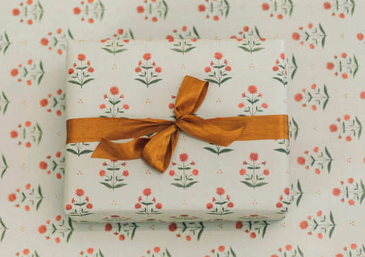 "Vintage Floral" / Wrapping Paper X Kristin Mackenzie